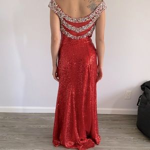 Red prom dress